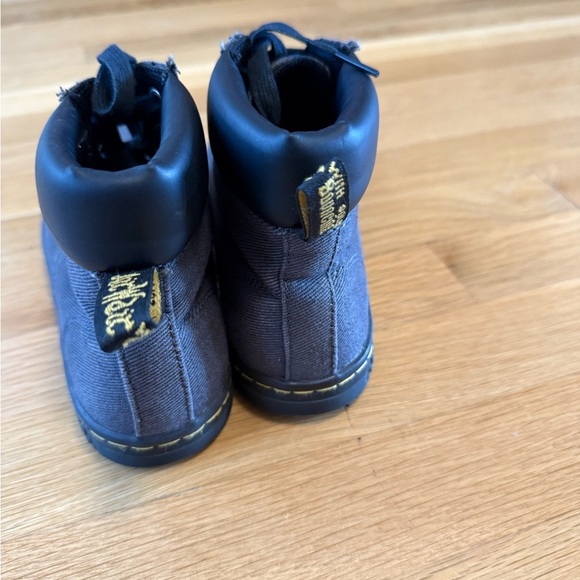 Dr. Martens Size 7 Maelly Bootie Style Gray Fabric With Cushioned Ankle - Picture 5 of 9